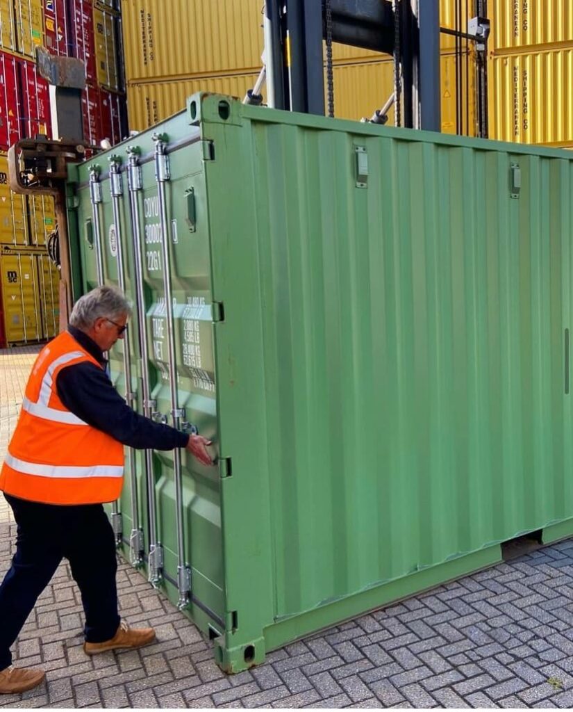 Delivery of a green shipping container
