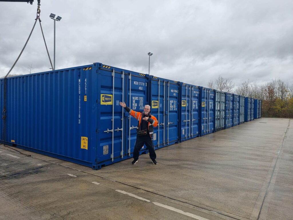 40ft high cube containers in blue